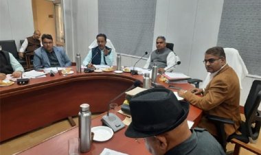 राजफैड की समीक्षा बैठक, किसानों से कृषि जिंस खरीद के लिए पर्याप्त इंतजाम सुनिश्चित करें: सहकारिता मंत्री