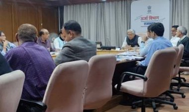 गर्मी में उपभोक्ताओं को सुनिश्चित करें निर्बाध बिजली आपूर्ति: अतिरिक्त मुख्य सचिव ऊर्जा