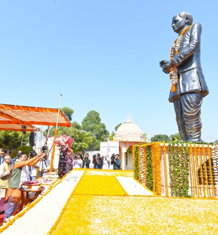 सीएम शर्मा ने पं. उपाध्याय की प्रतिमा पर किया पुष्प अर्पित