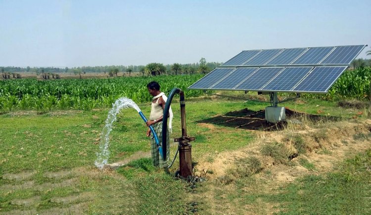सौर सुजला योजना बनी के किसानों के लिए वरदान