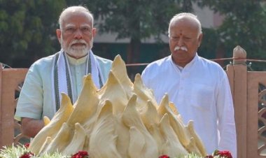 शक्ति उपासना के पहले दिन 'शक्ति केंद्र' पहुंचे पीएम मोदी