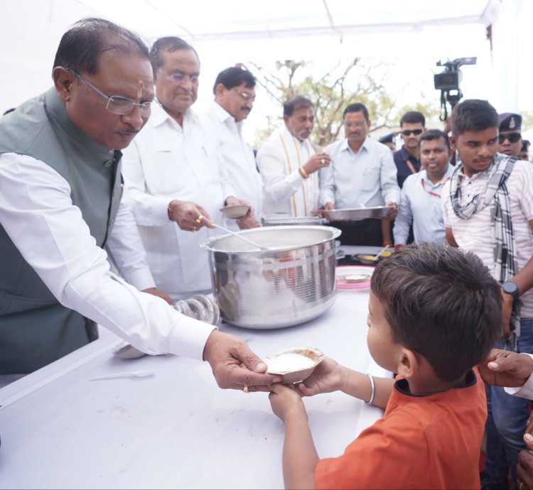 गुरूदर्शन मेले में उमड़ रहा आस्था का सैलाब, देशभर से आ रहे श्रद्धालु मुख्यमंत्री