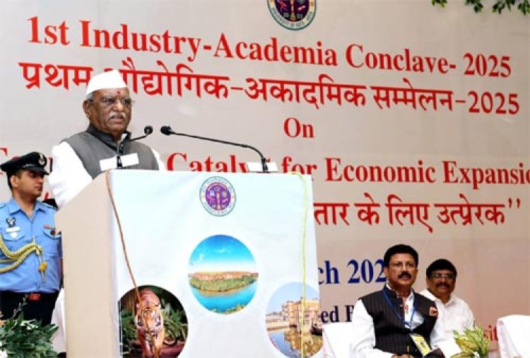 पर्यटन, शिक्षा और कौशल विकास से होगी आर्थिक समृद्धि: राज्यपाल
