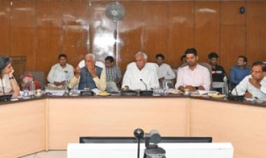 अधिकारी प्लानिंग के साथ तय समयावधि में विभागीय घोषणाओं को धरातल पर उतारें