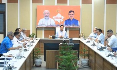 सीमावर्ती क्षेत्रों में सुरक्षा एजेंसियों के साथ रखें तालमेल, विशेष सजगता के साथ कानून व्यवस्था हो सुनिश्चित: मुख्यमंत्री भजनलाल शर्मा 