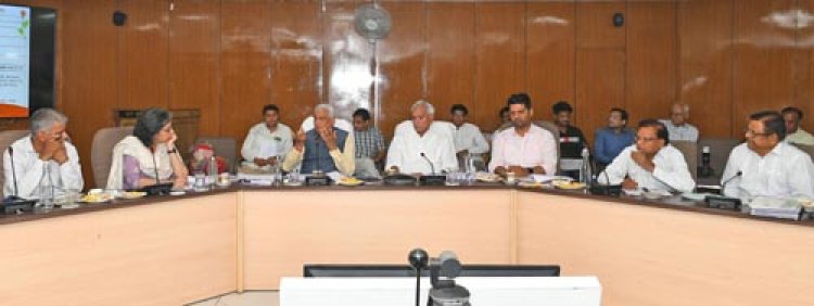अधिकारी प्लानिंग के साथ तय समयावधि में विभागीय घोषणाओं को धरातल पर उतारें