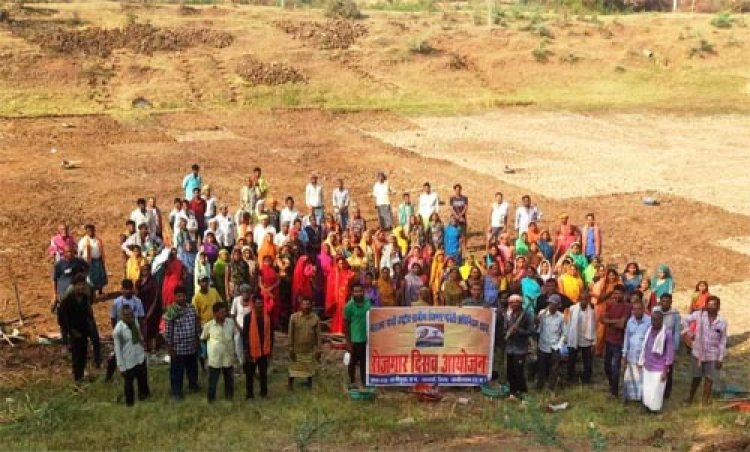 रोजगार दिवस के अवसर पर ग्रामीणों ने जाना अपने अधिकार