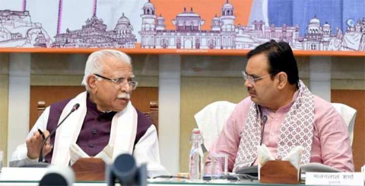 अधिकारी केन्द्र के साथ समन्वय बनाकर योजनाओं का करें समयबद्ध क्रियान्वयन: मुख्यमंत्री भजनलाल शर्मा अक्षय 