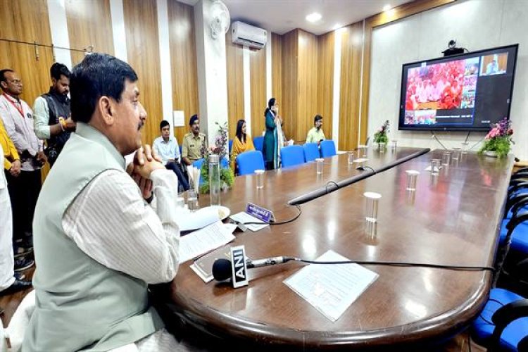 मुख्यमंत्री डॉ. यादव ने 6 जिलों के सामूहिक विवाह सम्मेलनों को वर्चुअली किया संबोधित