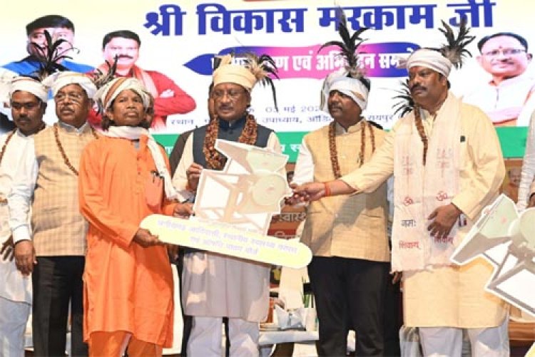 औषधीय पौधों के संवर्धन से असीम संभावनाएं : मुख्यमंत्री विष्णुदेव साय