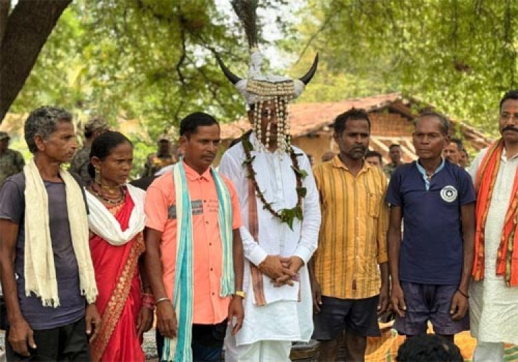 मुख्यमंत्री विष्णु देव साय पहुंचे दंतेवाड़ा जिले के ग्राम मुलेर : छत्तीसगढ़ के अंतिम छोर पर पहुंचा सुशासन तिहार