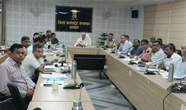 विभागीय समन्वय रख जन सहभागिता से वंदे गंगा जल संरक्षण अभियान का सफल क्रियान्वयन सुनिश्चित करें: डॉ. किरोडी लाल