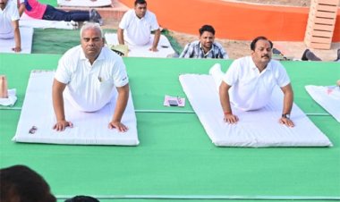 11 वें अंतर्राष्ट्रीय योग दिवस पर फलौदी दुर्ग में ऐतिहासिक आयोजन, नागरिकों ने बढ़ चढ़कर लिया भाग 