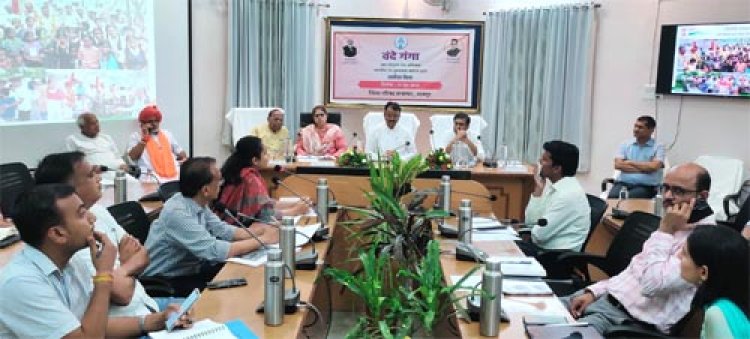 उप मुख्यमंत्री प्रेमचंद बैरवा ने ली वंदे गंगा जल संरक्षण जन अभियान की समीक्षा बैठक