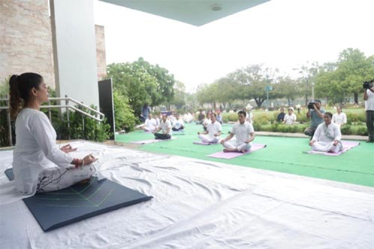 11वां अंतर्राष्ट्रीय योग दिवस- योग केवल व्यायाम नहीं,स्वस्थ जीवन जीने की एक कला  