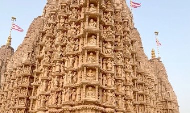 मुख्यमंत्री डॉ. यादव ने बीएपीएस हिन्दू मंदिर में किये दर्शन