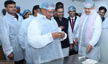 नई औद्योगिक नीति के माध्यम से विकास और रोजगार सृजन कर रही है हमारी सरकार : मुख्यमंत्री साय