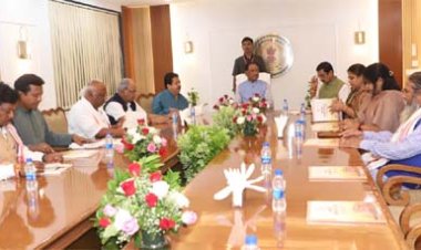 छत्तीसगढ़ सदन में मुख्यमंत्री विष्णुदेव साय की सांसदों संग सौजन्य भेंट, रात्रि भोज में हुई सार्थक चर्चा