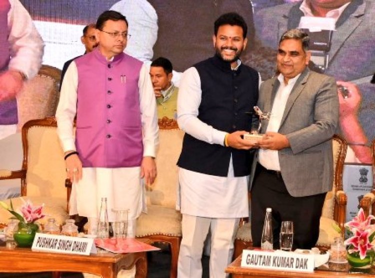 राज्य में पर्यटन और रोजगार के खुल रहे नये द्वार, नागरिक उड्डयन के समग्र विकास के लिए महत्वपूर्ण कदम उठा रही राज्य सरकार