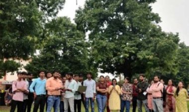 कृषि के विद्यार्थियों ने सीखा खेती में ड्रोन का उपयोग