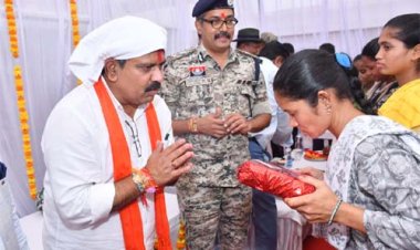 उपमुख्यमंत्री विजय शर्मा ने राखी बँधवाकर किया अपना वादा पूरा