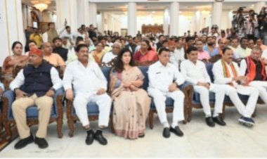 राज्यपाल डेका ने दिलाई तीन मंत्रियों को शपथ