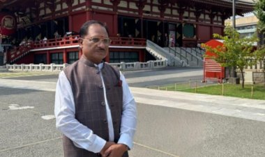 मुख्यमंत्री साय ने जापान पहुंचने के बाद सबसे पहले टोक्यो स्थित ऐतिहासिक असाकुसा मंदिर में की पूजा-अर्चना