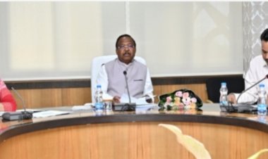 स्टेट व नेशनल हाइवे में घूमंतु पशुओं की सुरक्षा एवं दुर्घटनाओं में घायलों के उपचार के लिए व्यवस्था सुदृढ़ की जाए: पशुधन मंत्री रामविचार नेताम