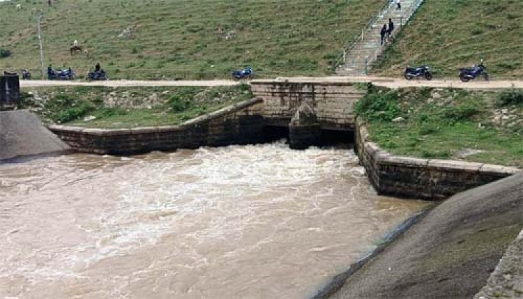 उप मुख्यमंत्री अरुण साव के निर्देश पर खुड़िया बांध से तत्काल छोड़ा गया पानी