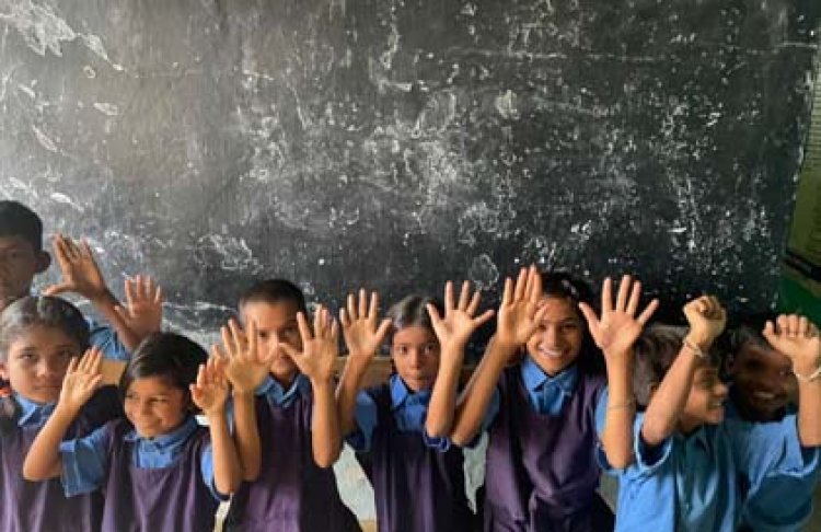खरगा की पूनम की मुस्कान में झलकता सुनहरे भविष्य का सपना
