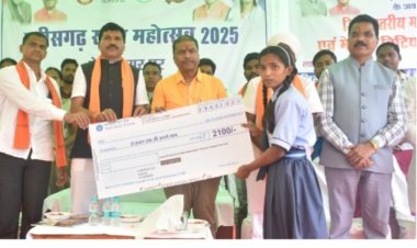 राज्य स्तरीय महतारी सम्मेलन में वन मंत्री कश्यप हुए शामिल
