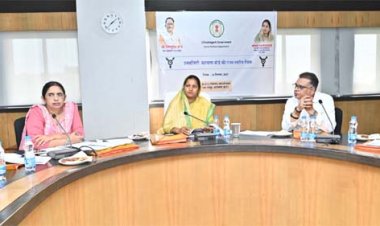 मंत्री लक्ष्मी राजवाड़े की अध्यक्षता में उभयलिंगी कल्याण बोर्ड की राज्य स्तरीय बैठक संपन्न