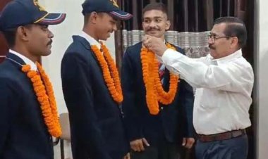 ऑल इंडिया नेवल कैंप से लौटे कैडेट्स का छत्तीसगढ़ महाविद्यालय में हुआ स्वागत