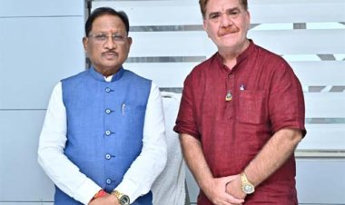 मुख्यमंत्री विष्णु देव साय से हार्टफुलनेस संस्थान के डायरेक्टर चावला ने की सौजन्य भेंट