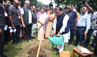 प्रधानमंत्री मोदी के जन्म दिवस पर स्वस्थ्य नारी-सशक्त परिवार योजना का देशव्यापी शुभारंभ 