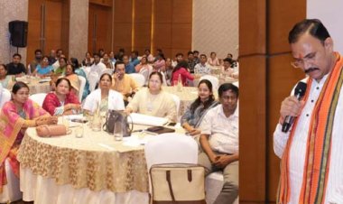 मां से ही संपूर्ण सृष्टि का आधार, प्रसव के दौरान माताओं की मौत सभी के लिए दुख की बात : श्याम बिहारी जायसवाल