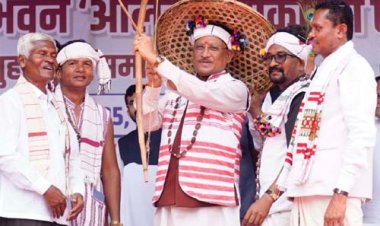 जगदलपुर में धुरवा समाज के संभाग स्तरीय नुआखाई मिलन समारोह एवं नवनिर्मित सामाजिक भवन 
