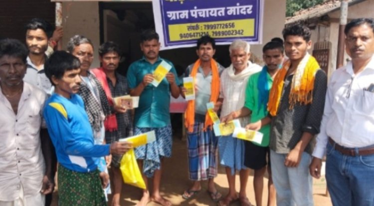 मुख्यमंत्री साय के निर्देश पर त्वरित अमल : बाढ़ पीड़ितों को राशन-ईलाज के साथ अब जरूरी दस्तावेज बनाने का काम भी शुरू