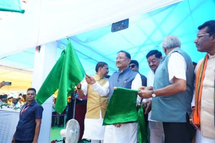  रेलवे इंफ्रास्ट्रक्चर में तेजी से हो रहा निवेश आने वाली पीढ़ियों के लिए नया भविष्य गढ़ेगा : मुख्यमंत्री साय
