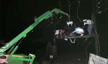 जशपुर के अंकिरा और भगोरा में बिजली आपूर्ति बहाल : ग्रामीणों ने मुख्यमंत्री विष्णुदेव साय के प्रति जताया आभार