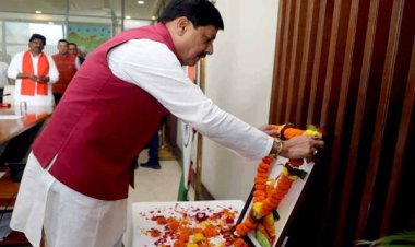 मुख्यमंत्री डॉ. यादव ने वाल्मीकि जयंती पर किया नमन
