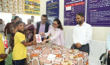 केन्द्र सरकार की अतिरिक्त सचिव पहुंची कांकेर : मावा मोदोल एवं श्रवण बाधितार्थ विद्यालय का किया निरीक्षण