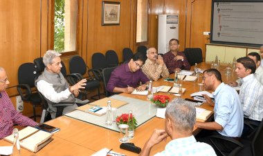 राज्य में “खेलो इंडिया यूनिवर्सिटी गेम्स-2025” की तैयारियों की उच्च-स्तरीय समीक्षा बैठक सम्पन्न