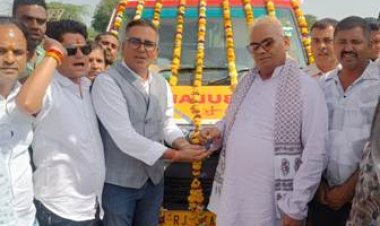 अब कोटा के रामगंजमंडी में गंभीर मरीजों की बचेगी जान, शिक्षा मंत्री की पहल पर मिली एम्बुलेंस