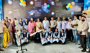 विद्यार्थियों में वैज्ञानिक दृष्टिकोण विकसित करने के लिए जिला प्रशासन का नवाचार