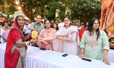 राजीविका द्वारा आयोजित सुमंगल दीपावली मेले का समापन समारोह संपन्न