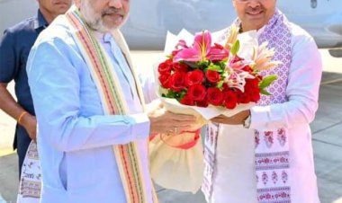 केंद्रीय गृह मंत्री अमित शाह का मुख्यमंत्री भजनलाल शर्मा ने जयपुर एयरपोर्ट पर किया आत्मीय अभिनंदन
