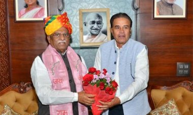 राज्यपाल से संसदीय कार्य मंत्री जोगाराम पटेल ने मुलाकात की