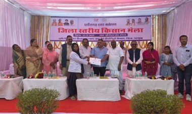 फसल विविधीकरण एवं जैविक खेती का मार्गदर्शन मिला किसानों को किसान मेंला में
