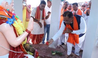 संतों की कृपा और जनता के विश्वास से ही संभव हुआ सुशासन का दीपोत्सव: मुख्यमंत्री विष्णु देव साय